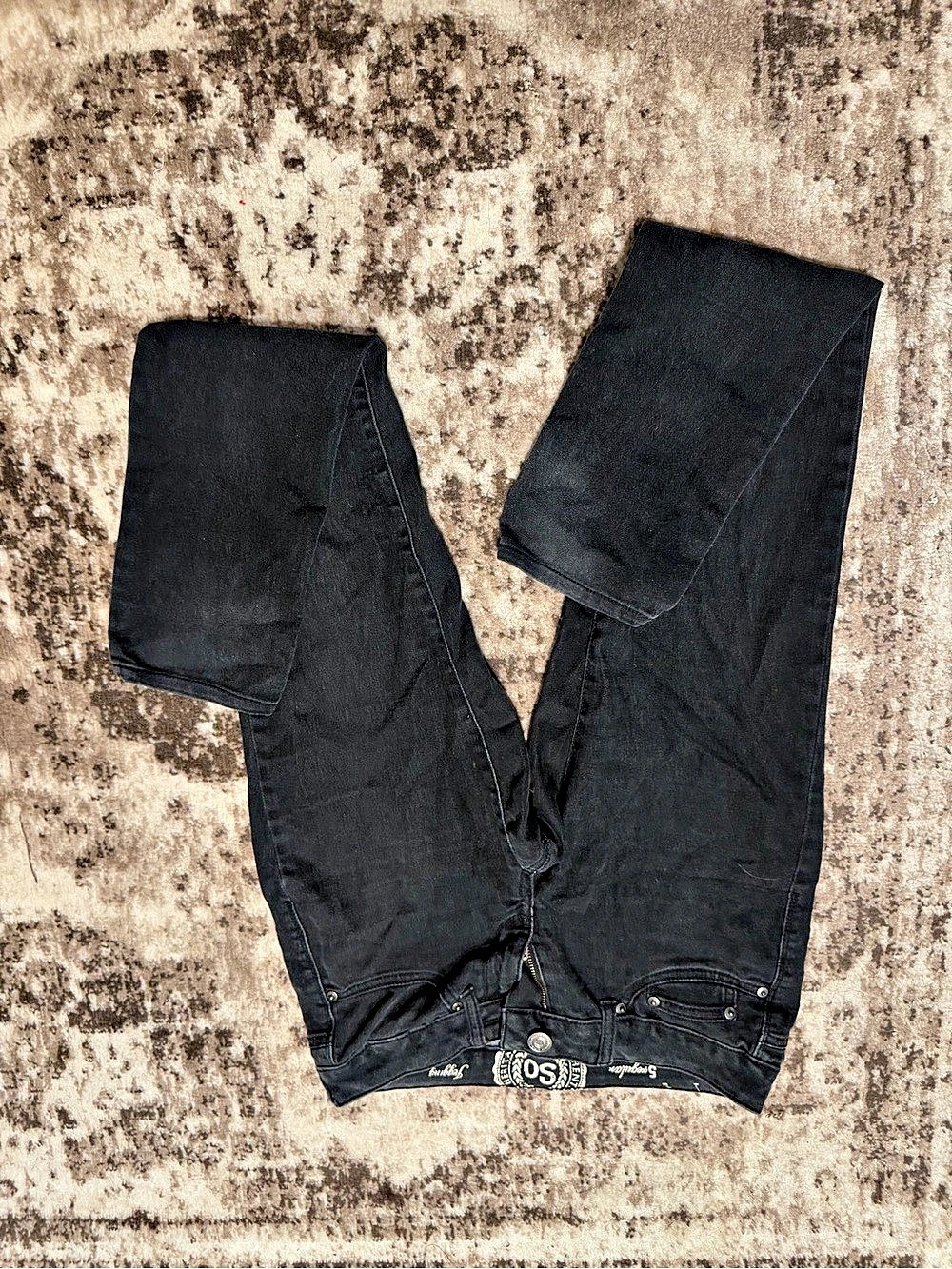 Serious Sew Skinny Jeans in Black